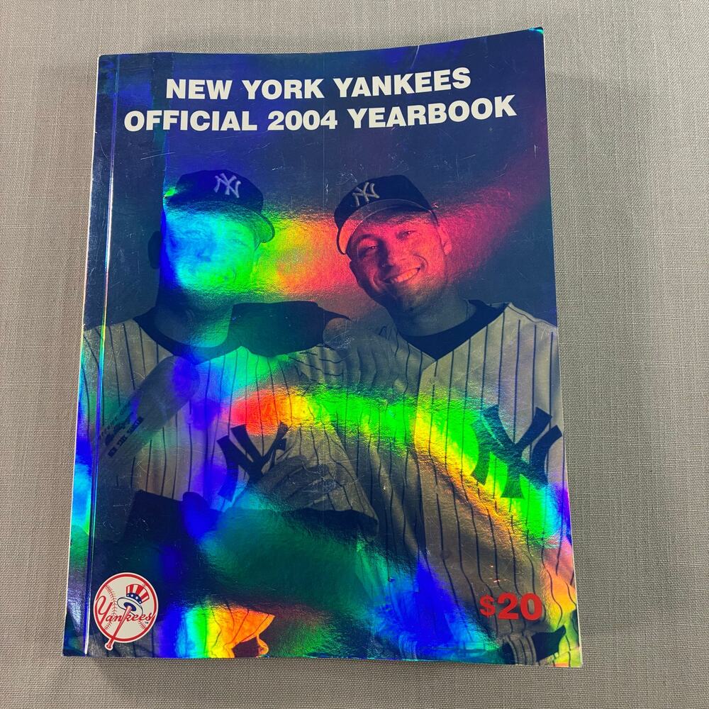 2004 New York Yankees Official Team Yearbook Derek Jeter Alex Rodriguez MLB